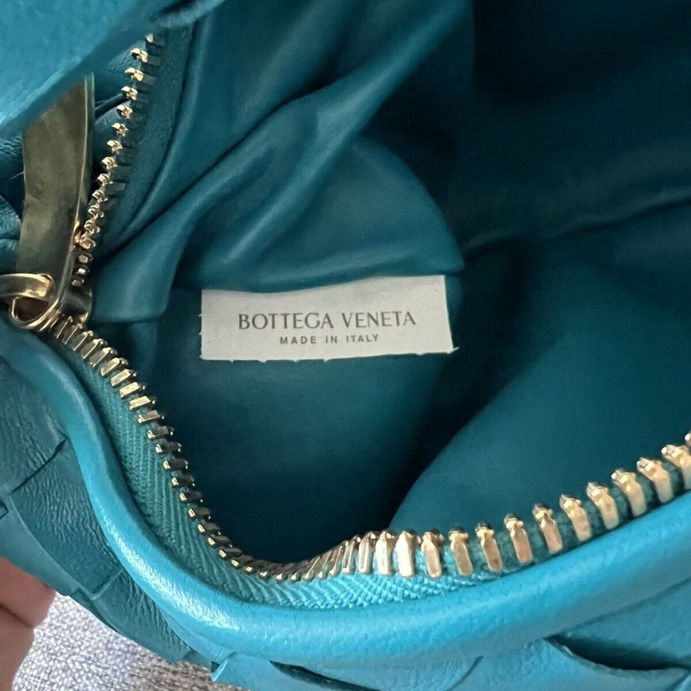 BOTTEGA VENETA Jodie Mini Leather Woven Tote - Picture 6 of 6
